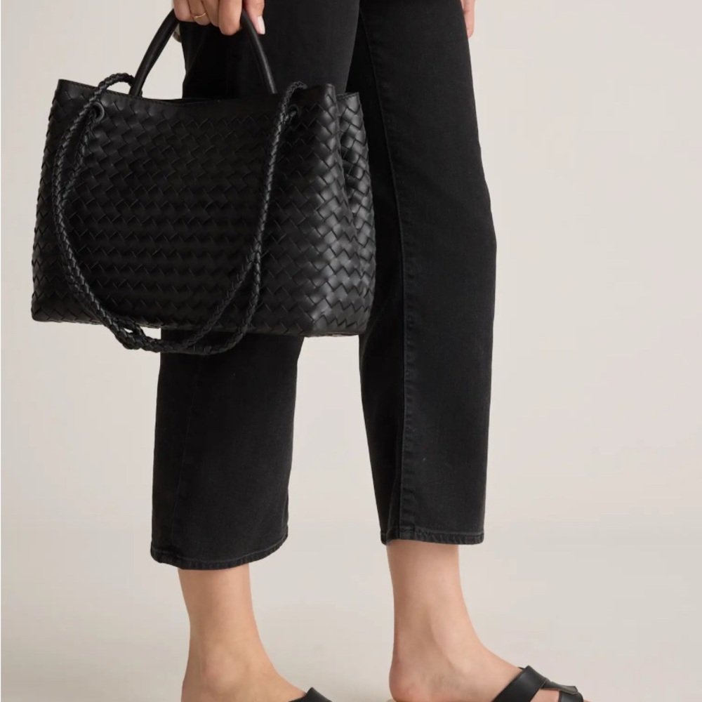 Quince Italian Leather cut out Black Slide Sandals - Picture 2 of 4